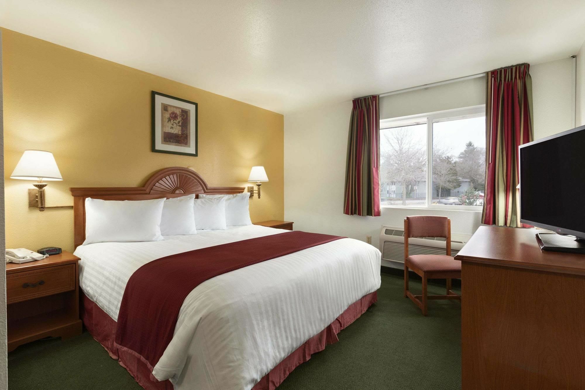 Howard Johnson By Wyndham Salem Luaran gambar